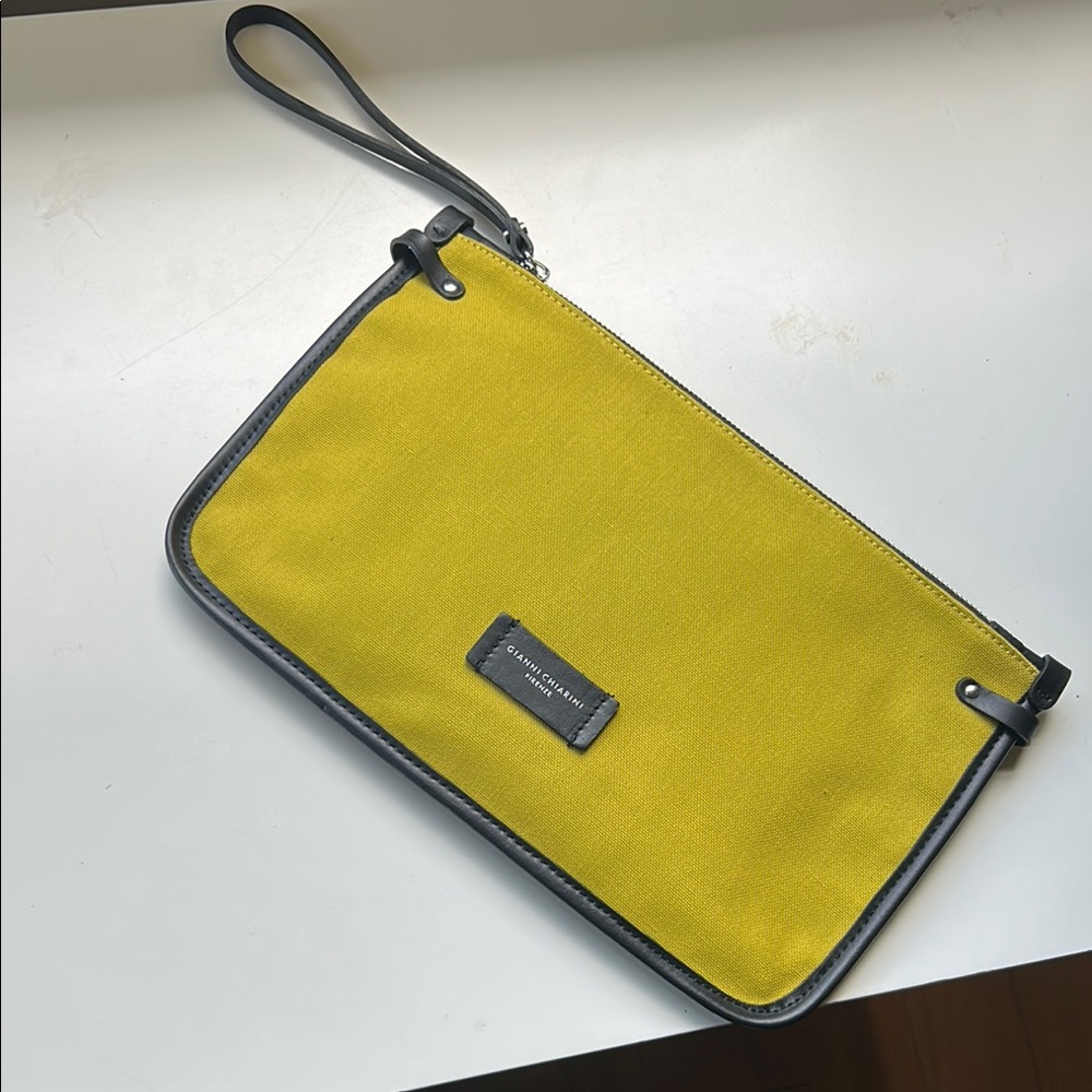 Gianni chairini yellow and Black leather Clutch
